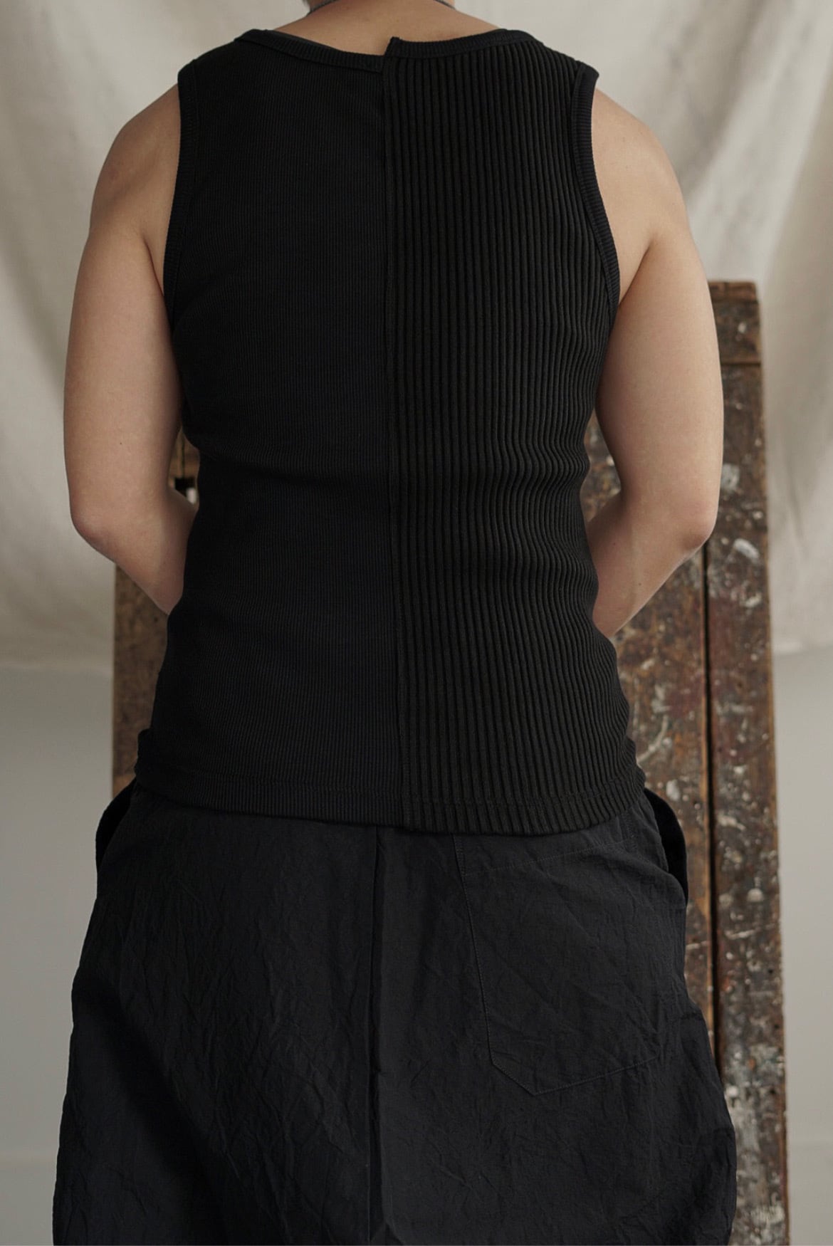 CHRISTINA SEEWALD - ASYMMETRIC VEST TOP, BASICS / BLACK | Brownie