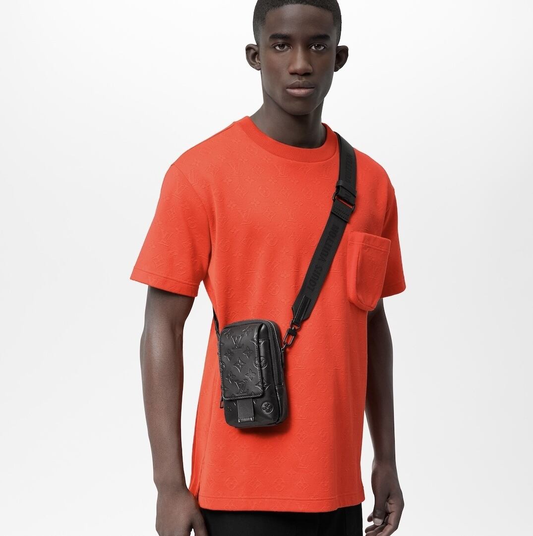 Louis Vuitton ルイヴィトン スマホショルダー フォンポーチ