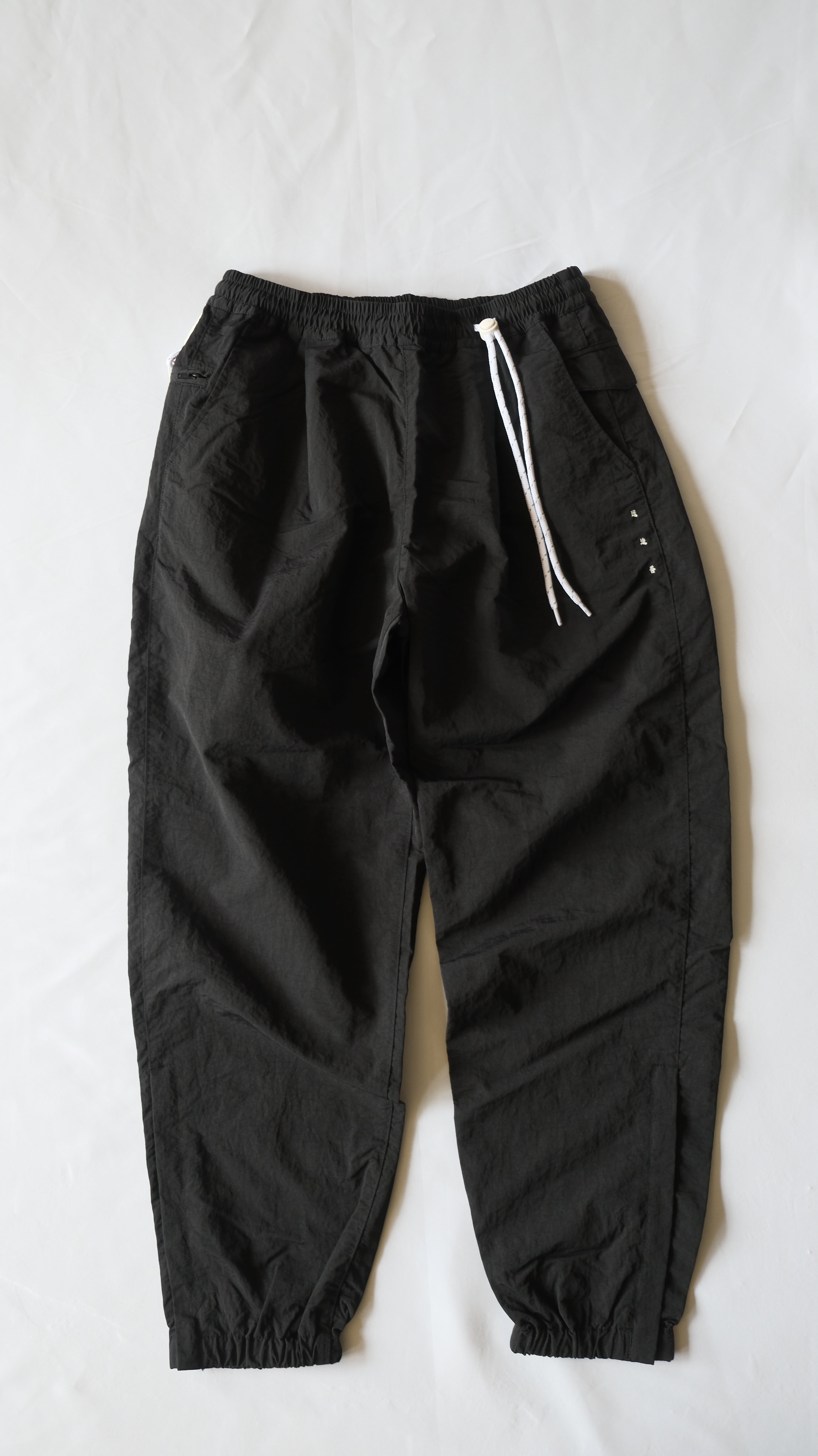 迷迭香 / NYLON HARVEST TRAINER | THE UNFORM STORE