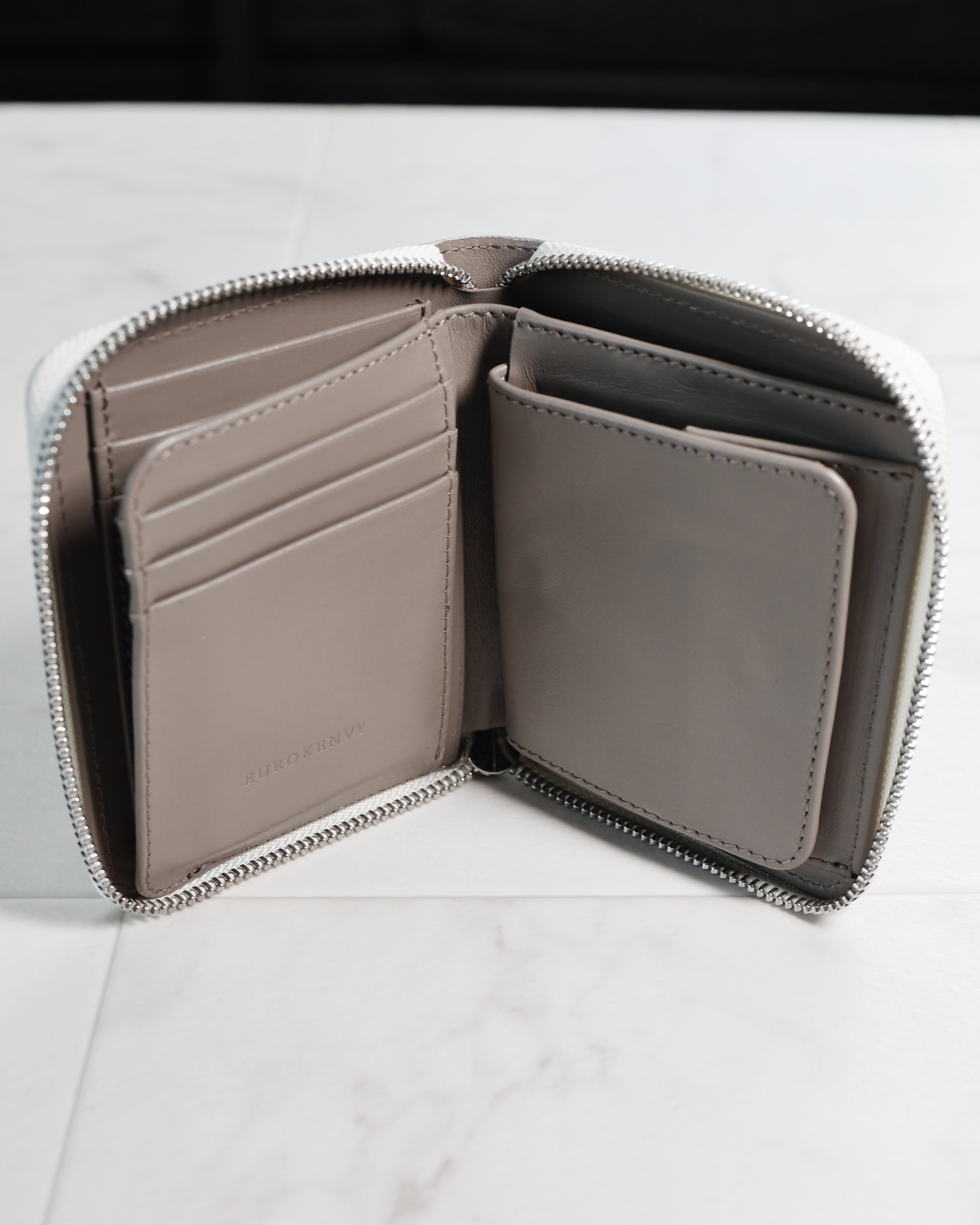 圧倒的高級感】Crocodile Porosus Middle Wallet【Himalaya