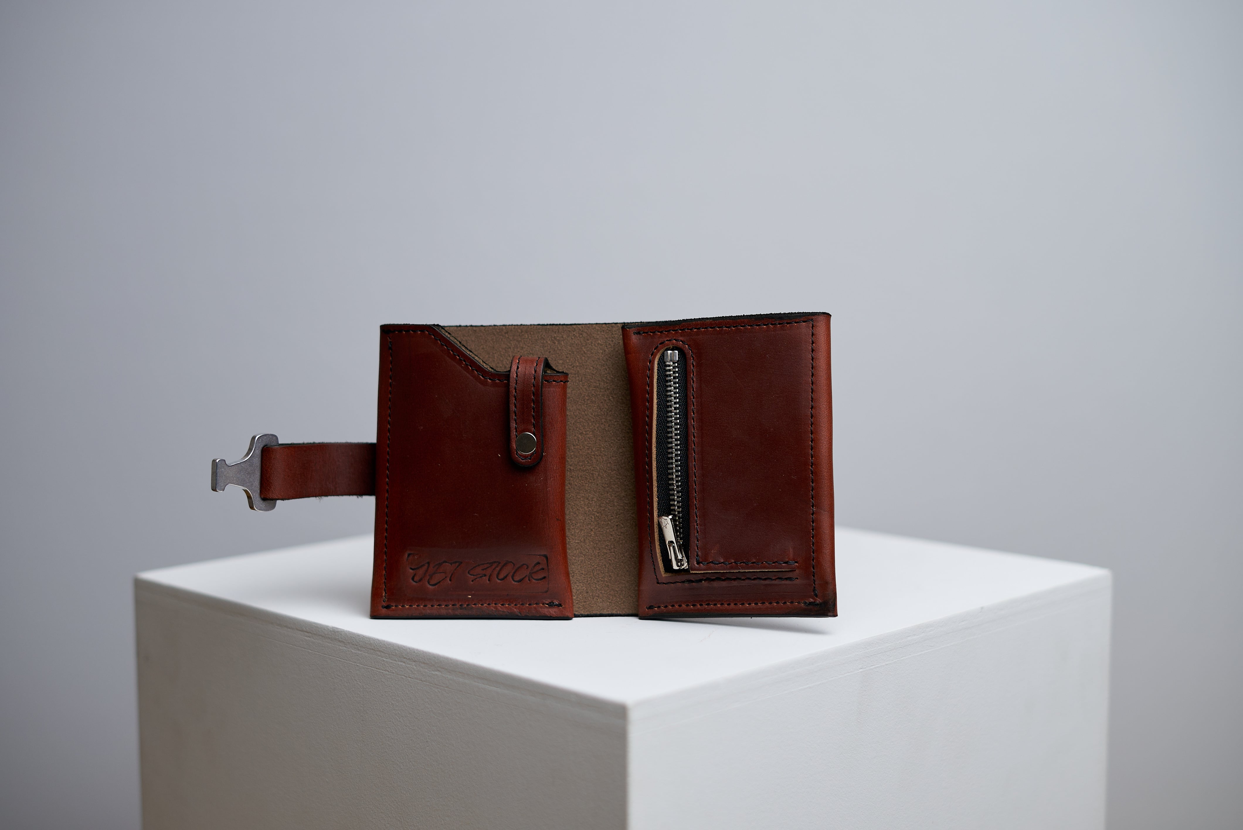 buckle wallet “mini” timber blown | JET STOCK
