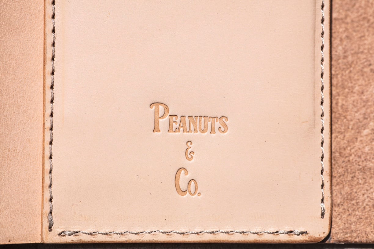 PEANUTS MIDDLE TRACKER WALLET（HP 限定販売) | Peanuts&Co