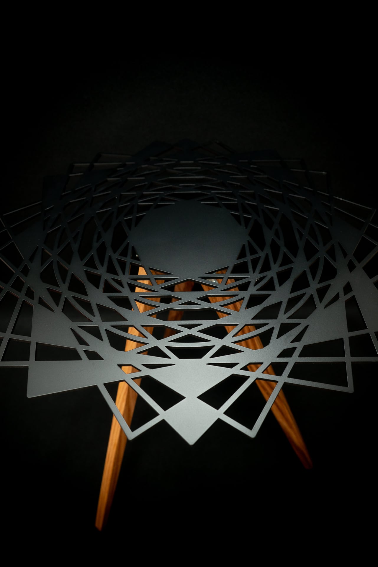 SHURIKEN TABLE + TIVOLI WOODEN TRIPOD / 手裏剣テーブルセット（天板