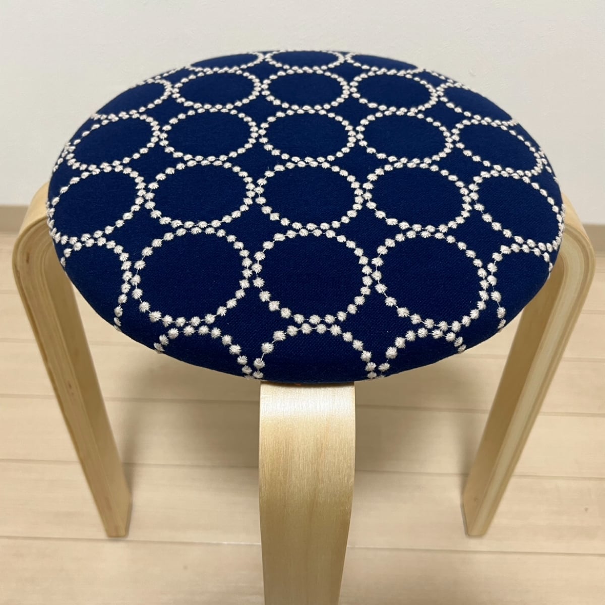 ミナペルホネン スツール 黄×青 ハンドメイド (ミナペルホネン チェア