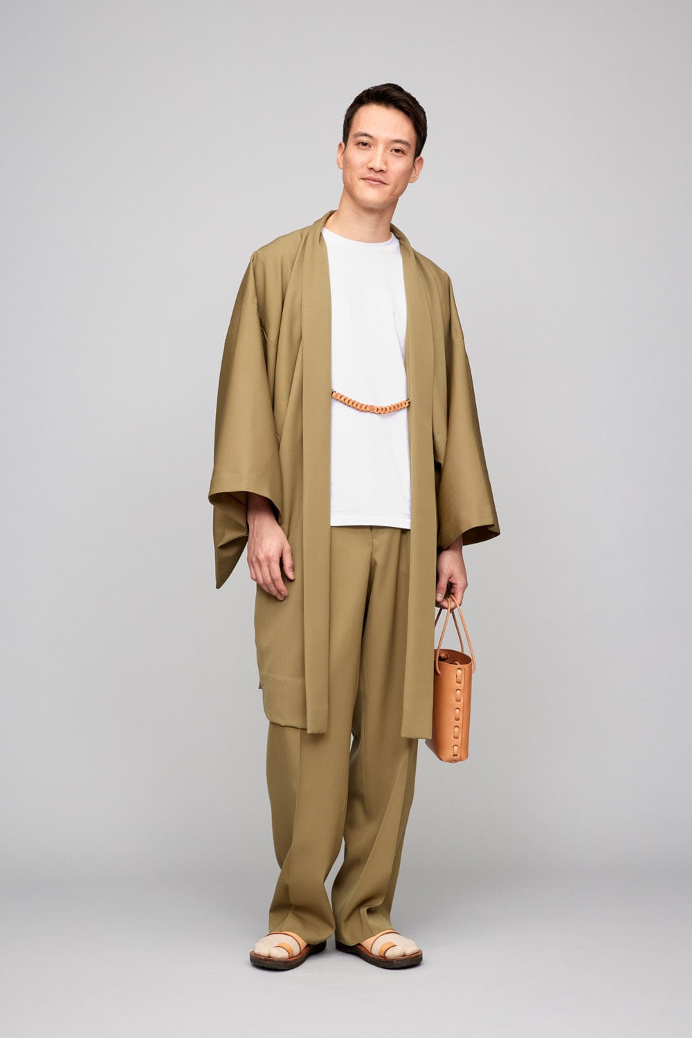 パンツ / AURALEE / LIGHT WOOL MAX GABARDINE SLACKS / KHAKI | Y