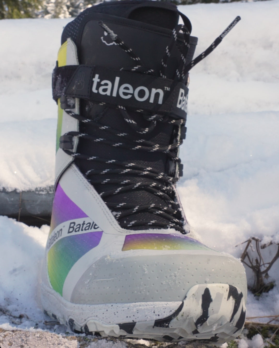 Salsa Lace 2025 | Bataleon Snowboards™ – Bataleon US