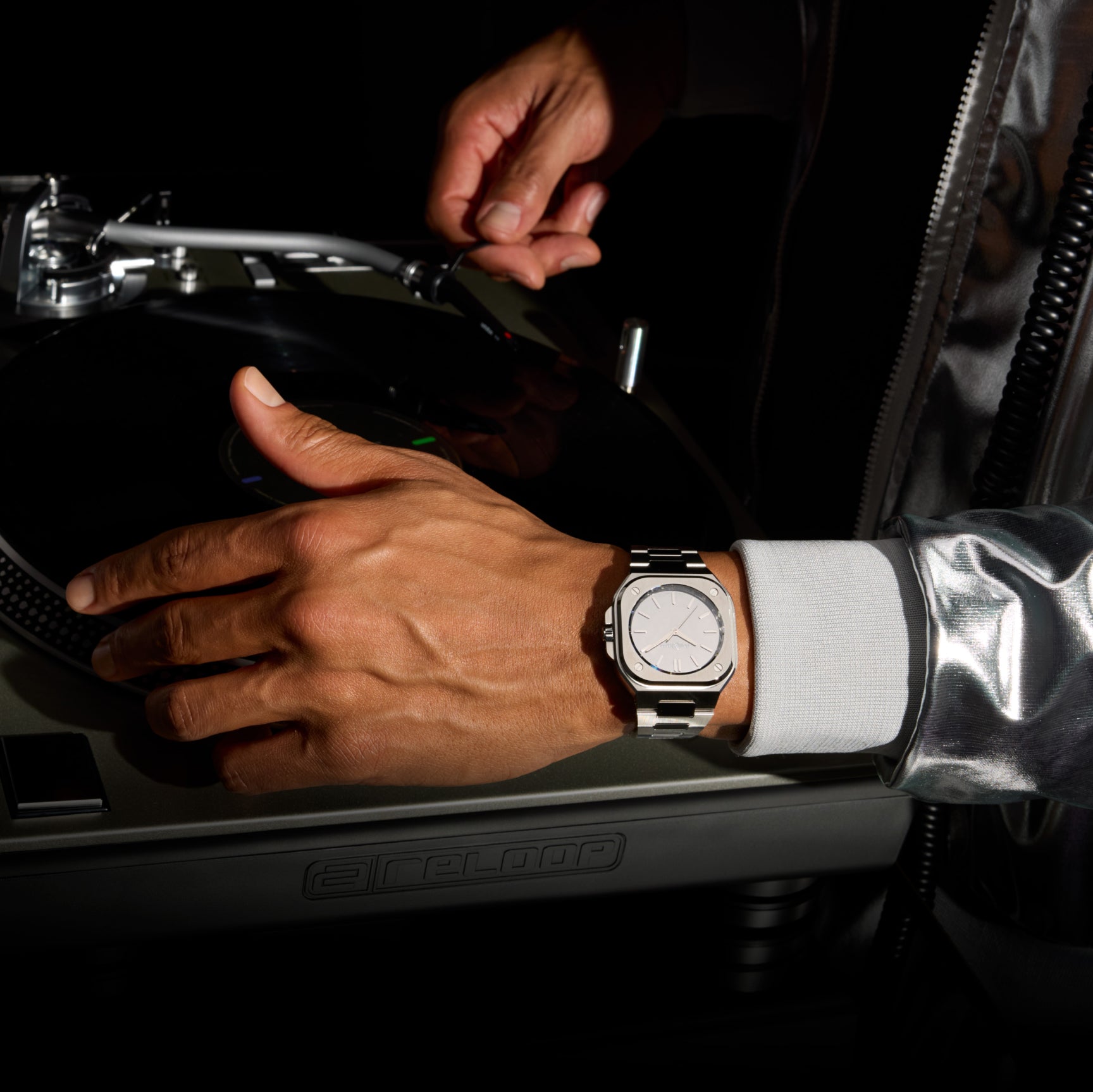 BR-05 Grey Mirror Steel – Bell & Ross
