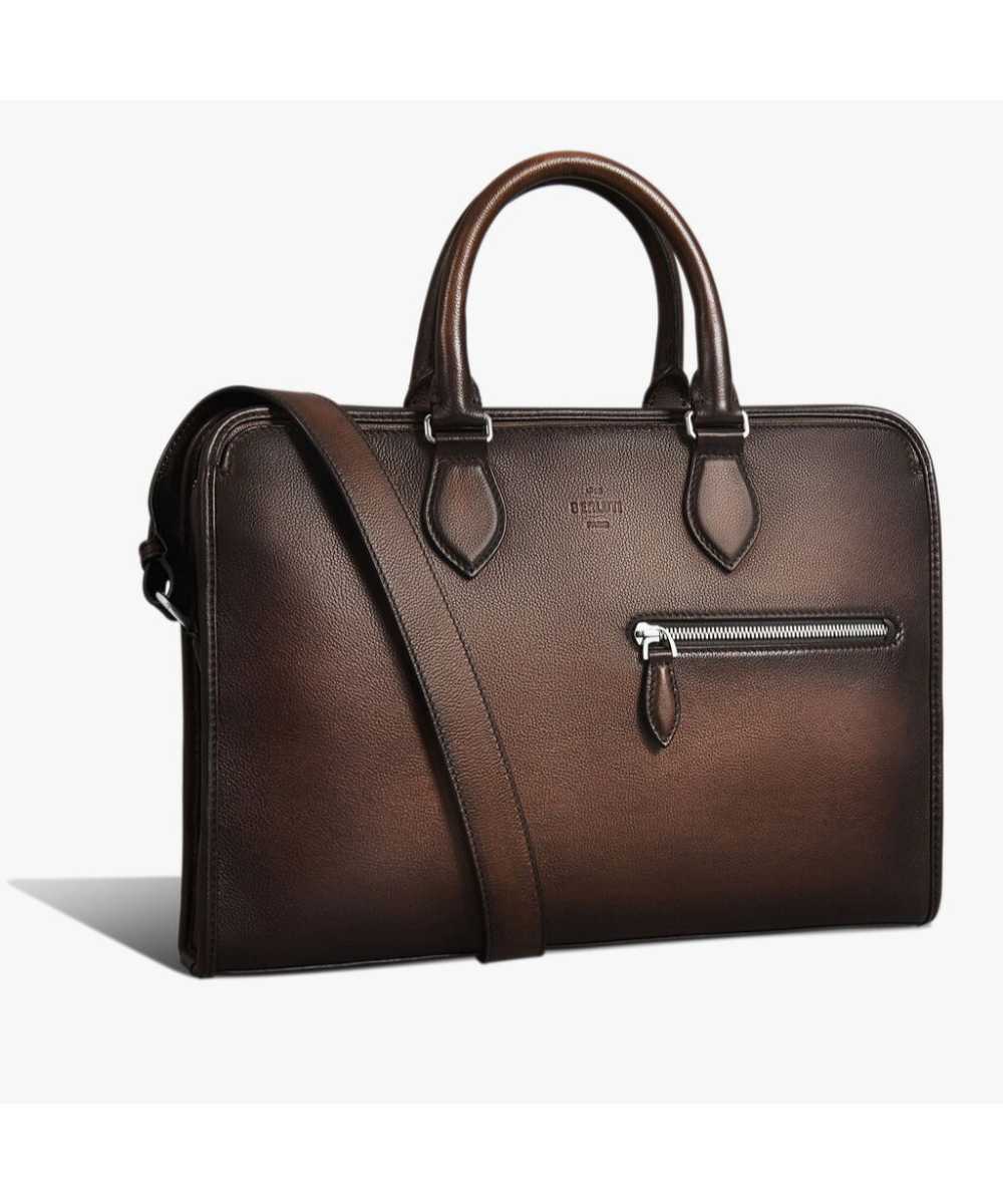 M306910_un-jour-mini-leather-
