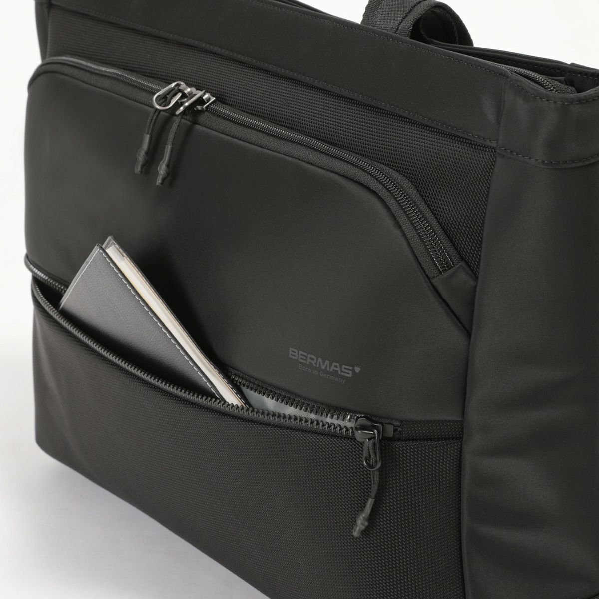 No.60692：横型トート37cm | BERMAS OFFICIAL WEB SHOP