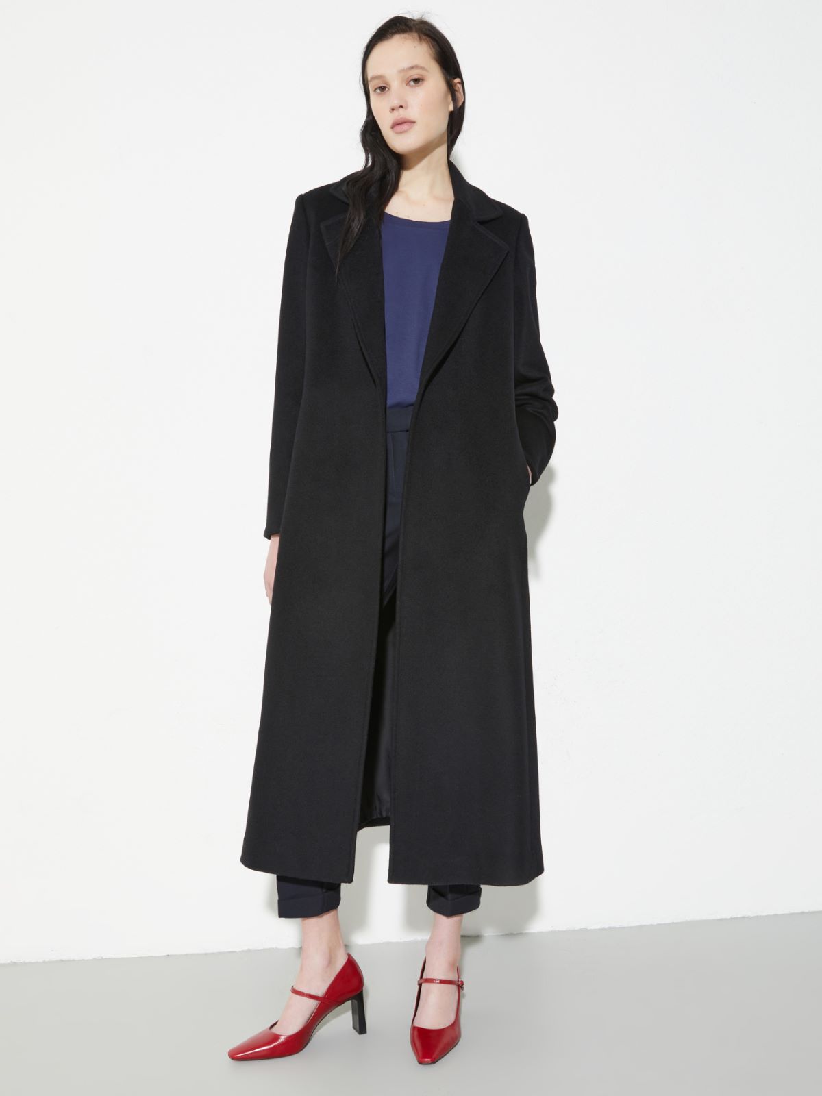 ロングラン] ピュア ウール ベルテッド ロング コート, black | MAX&Co.