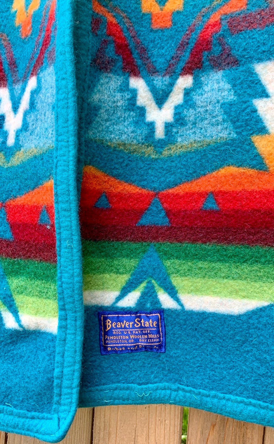 PENDLETON Vintage Beaver State Wool Aztec Blanket Western Long