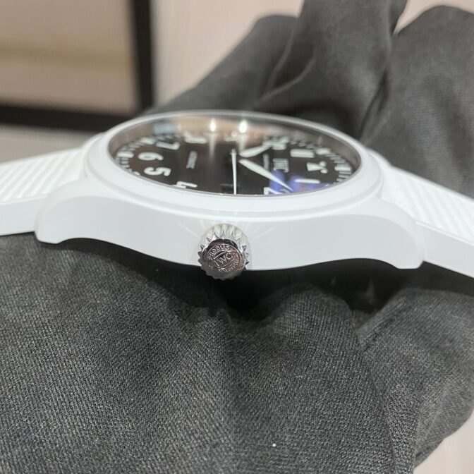 IWC 】パイロット・ウォッチ・オートマティック 41 トップガン “レイク
