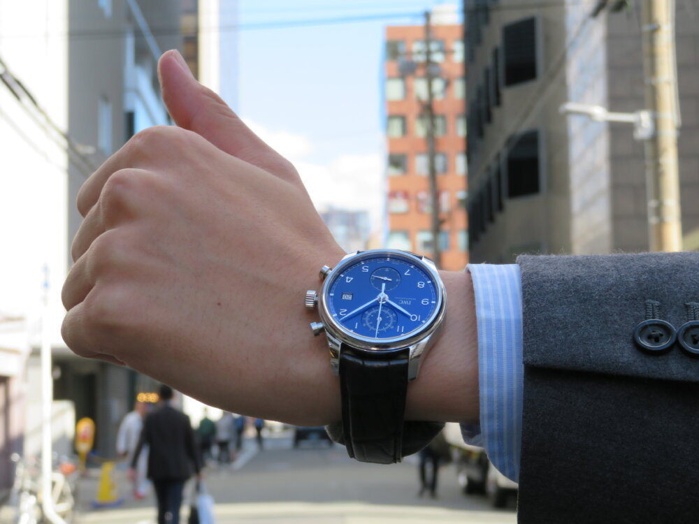 IWC 洗練されたシンプルなデザインと様々な表情を見せるブルー文字盤
