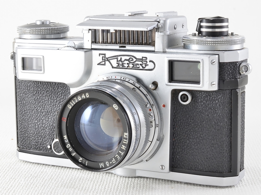 オールドレンズ探訪記] 非日常が得られる JUPITER-12 35mm F2.8は