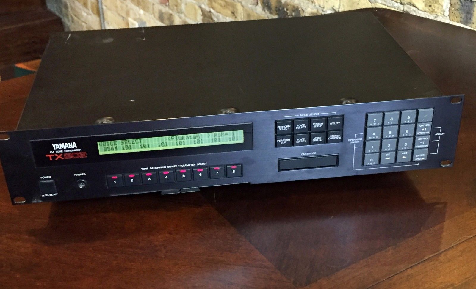 MATRIXSYNTH: YAMAHA TX802 FM Tone Generator Synth