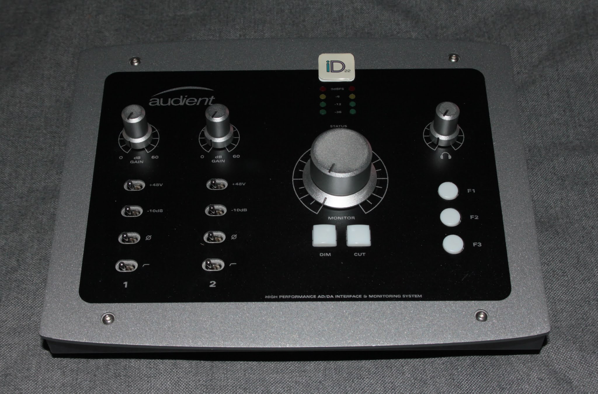 Khron's Cave: #66 Audient iD22 teardown