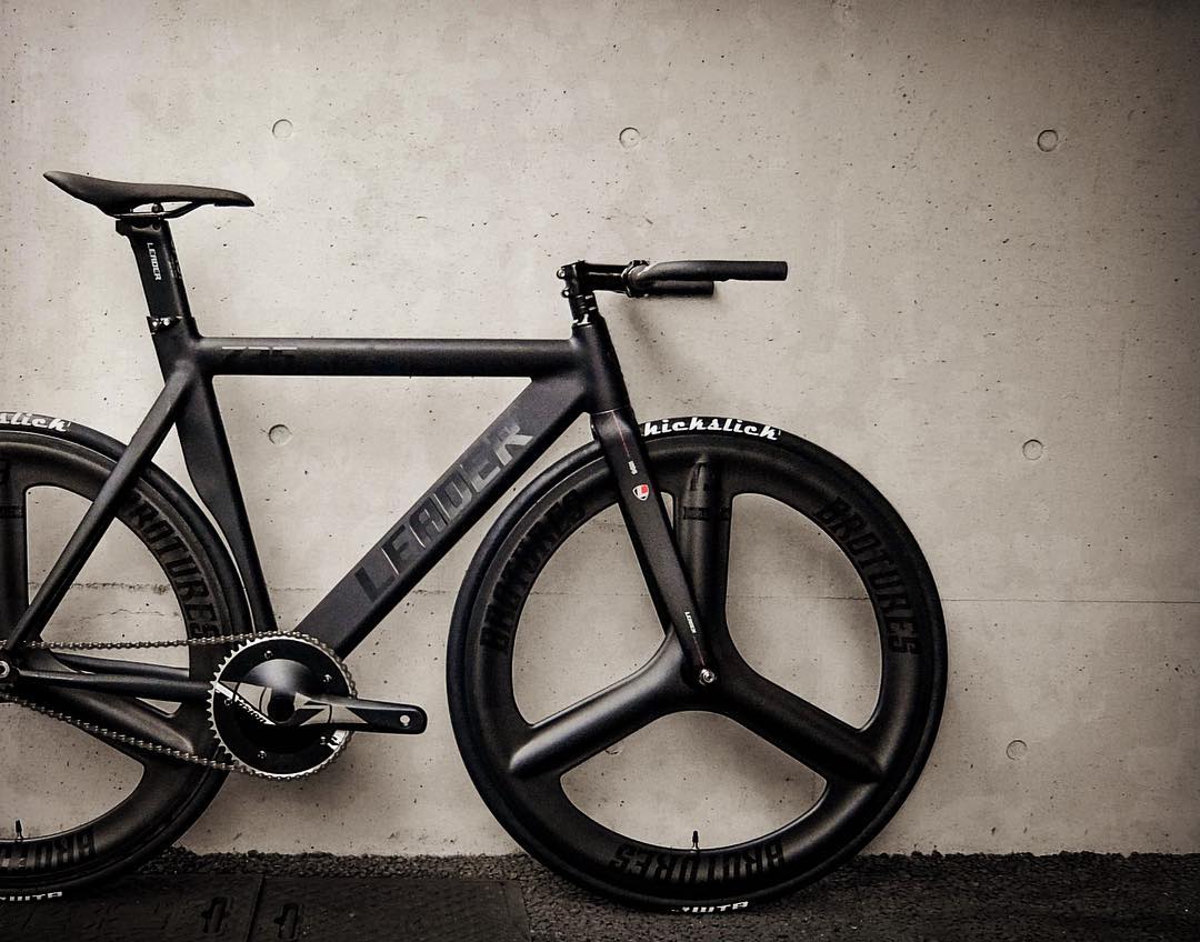 カーボンホイールならBROTURES‼ ~ Charlie ~make a personalized bicycle~