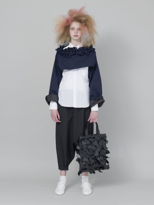 コレクション：2018 A/W COMME des GARCONS GIRL｜コムデギャルソン