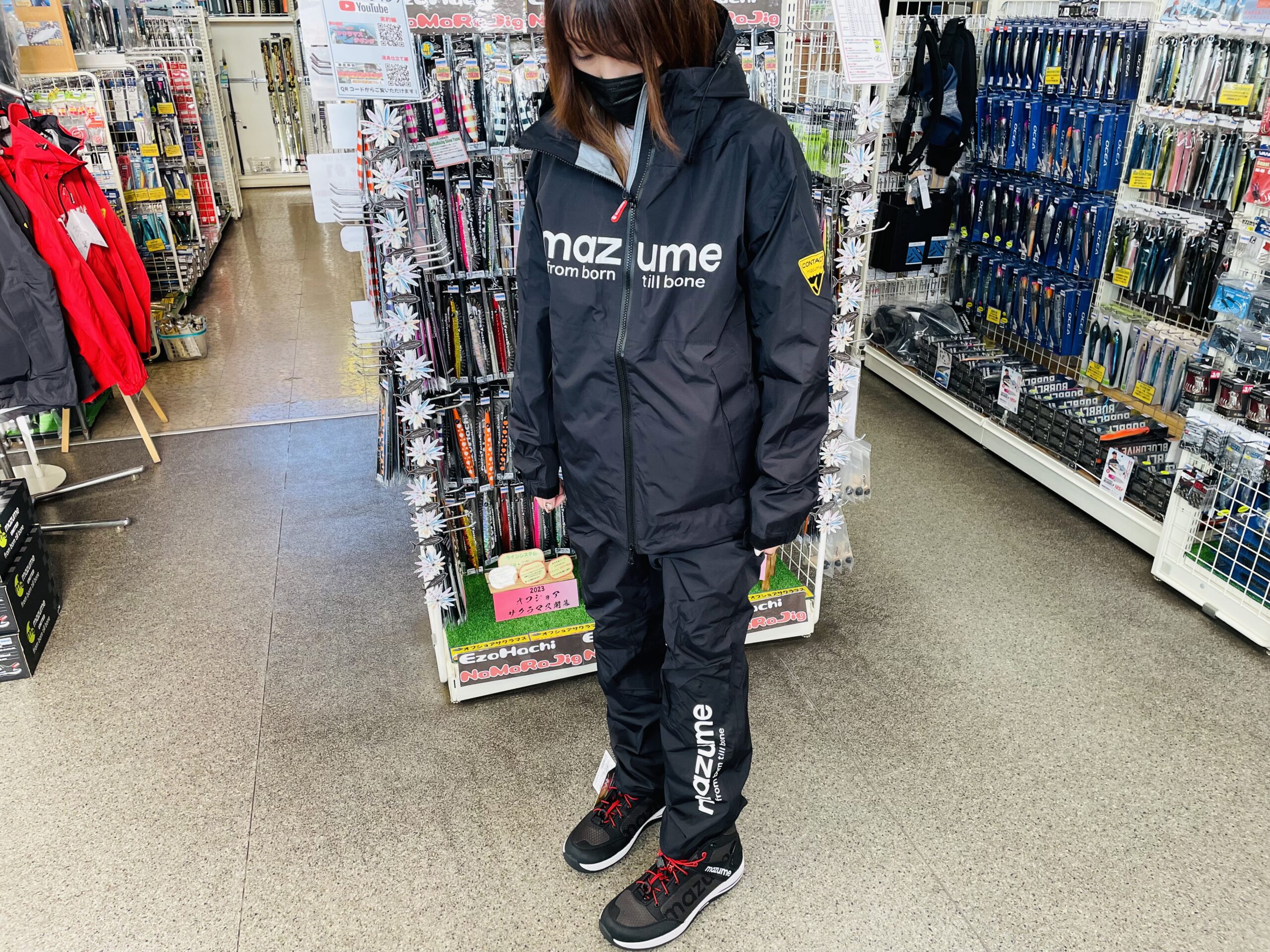入荷案内！mazume コンタクトレインスーツⅡ - 道東の釣りならブルー