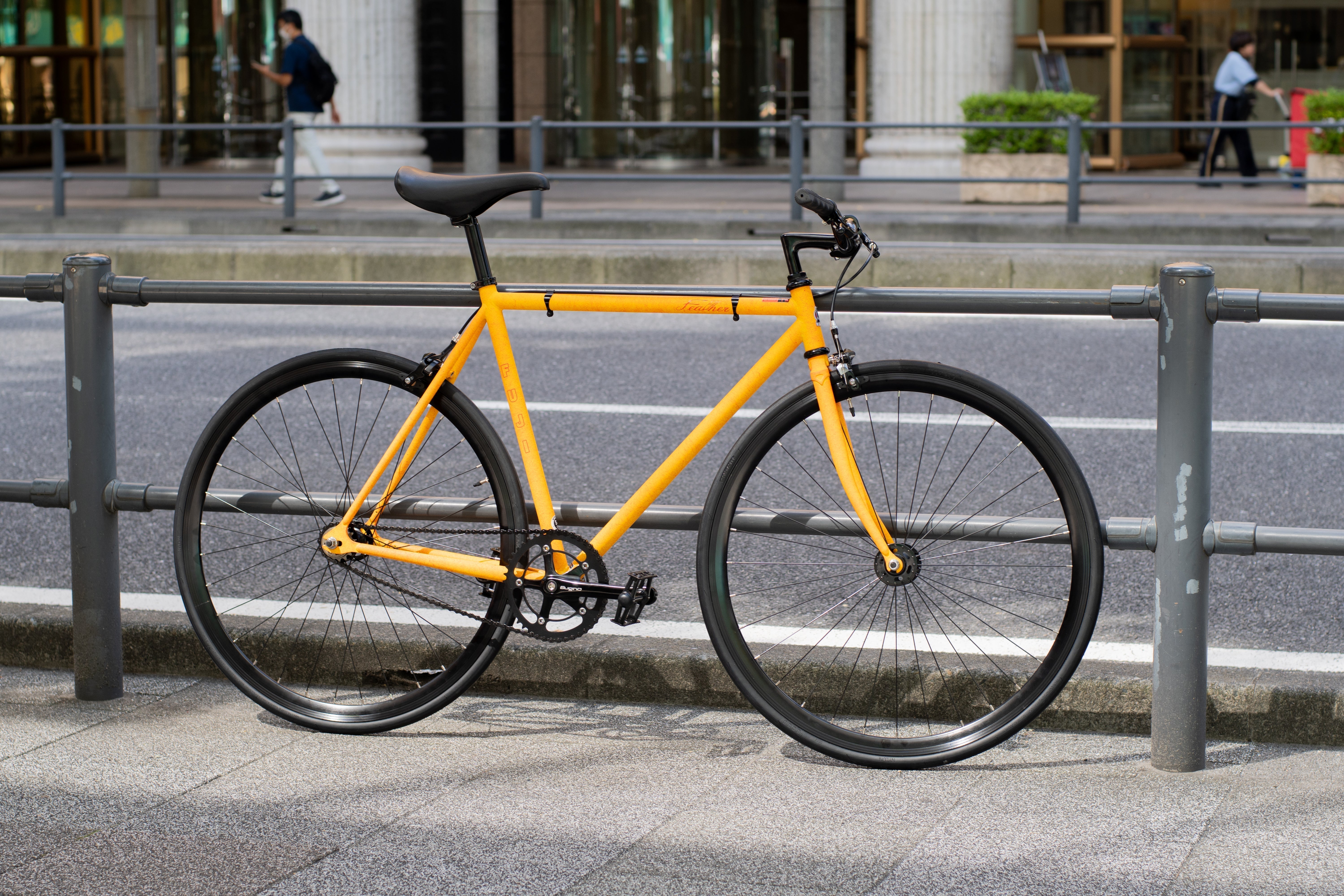 ピストバイクは”ブレーキが付きます”。”公道も走れます”。 | ブロー