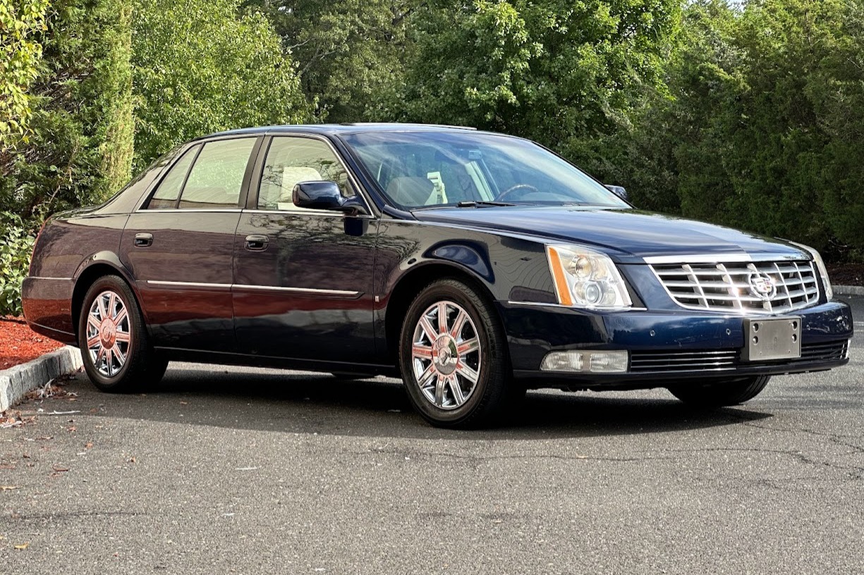 No Reserve: 2006 Cadillac DTS for sale on BaT Auctions - sold for
