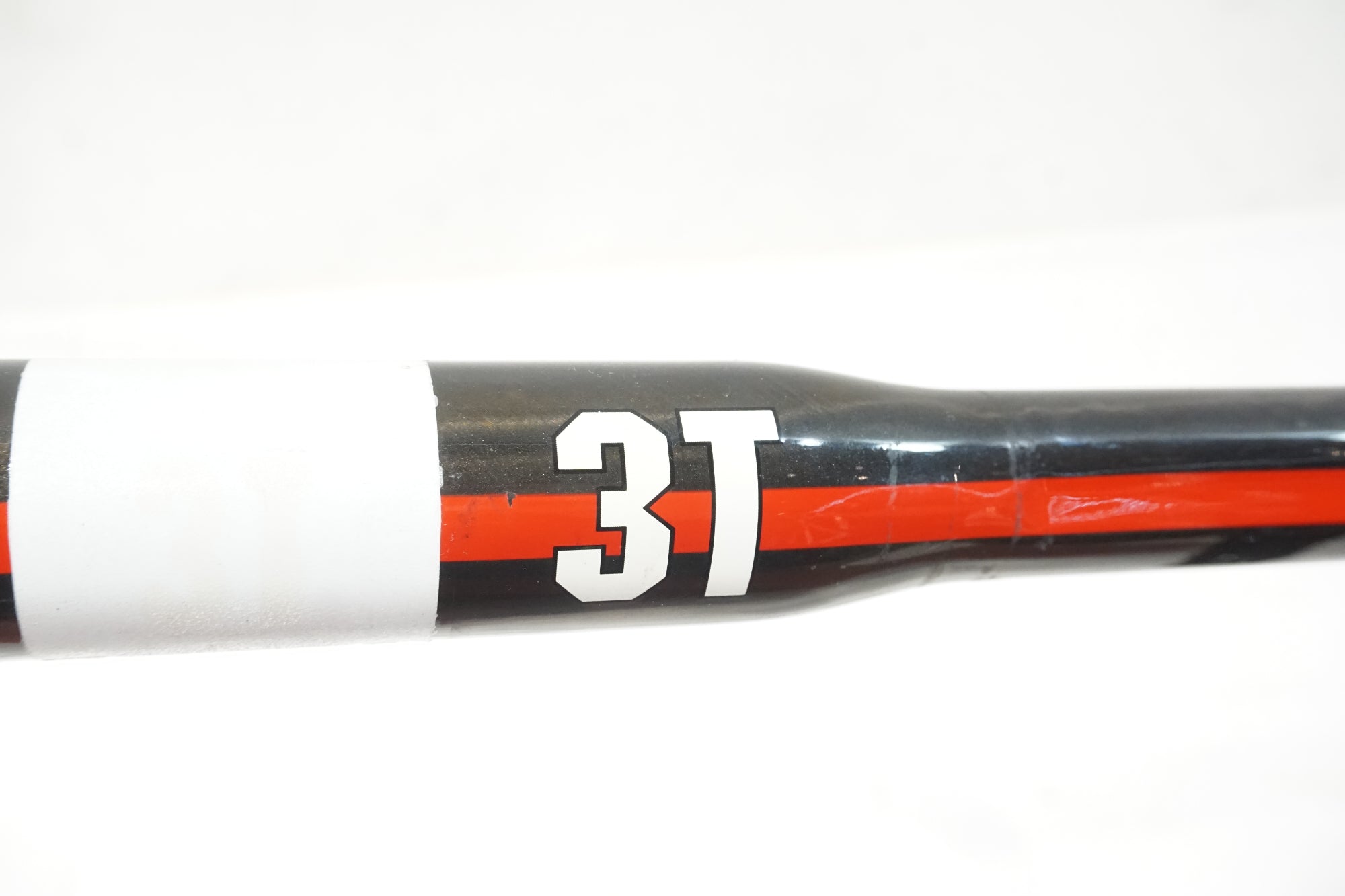 3T 「スリーティー」 ERGOSUM TEAM Φ31.8 420mm カーボン ドロップ