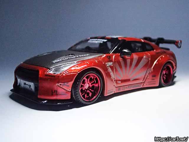 MINI GTの1/64LB☆WORKS 日産R35 GT-Rはホイールまでキャンディレッド