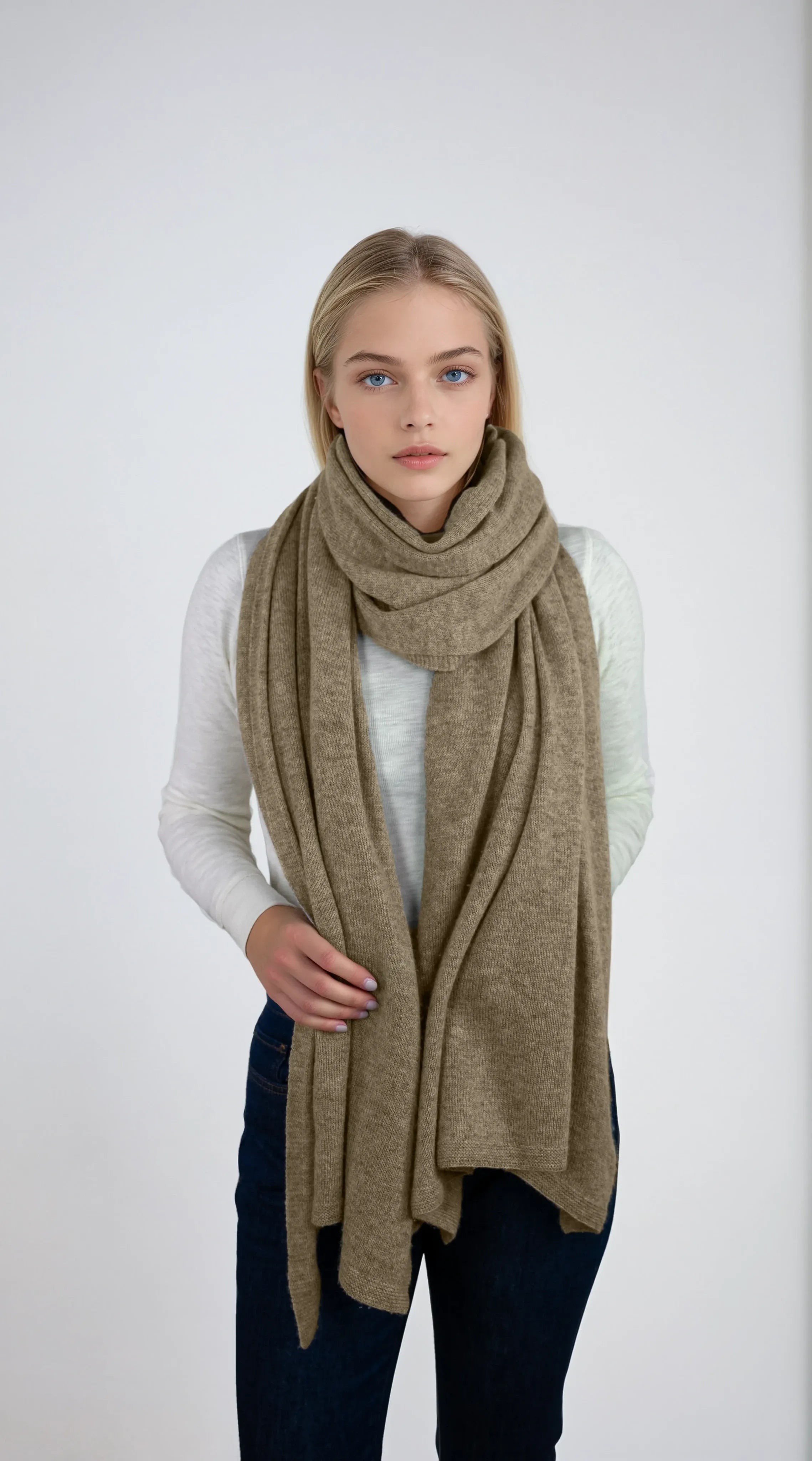 Avery Cashmere Stole – Lightweight Oversized Wrap | CashmereRED