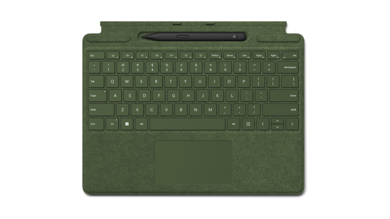 法人向け Surface Pro Signature キーボード (スリム ペン 付き) を