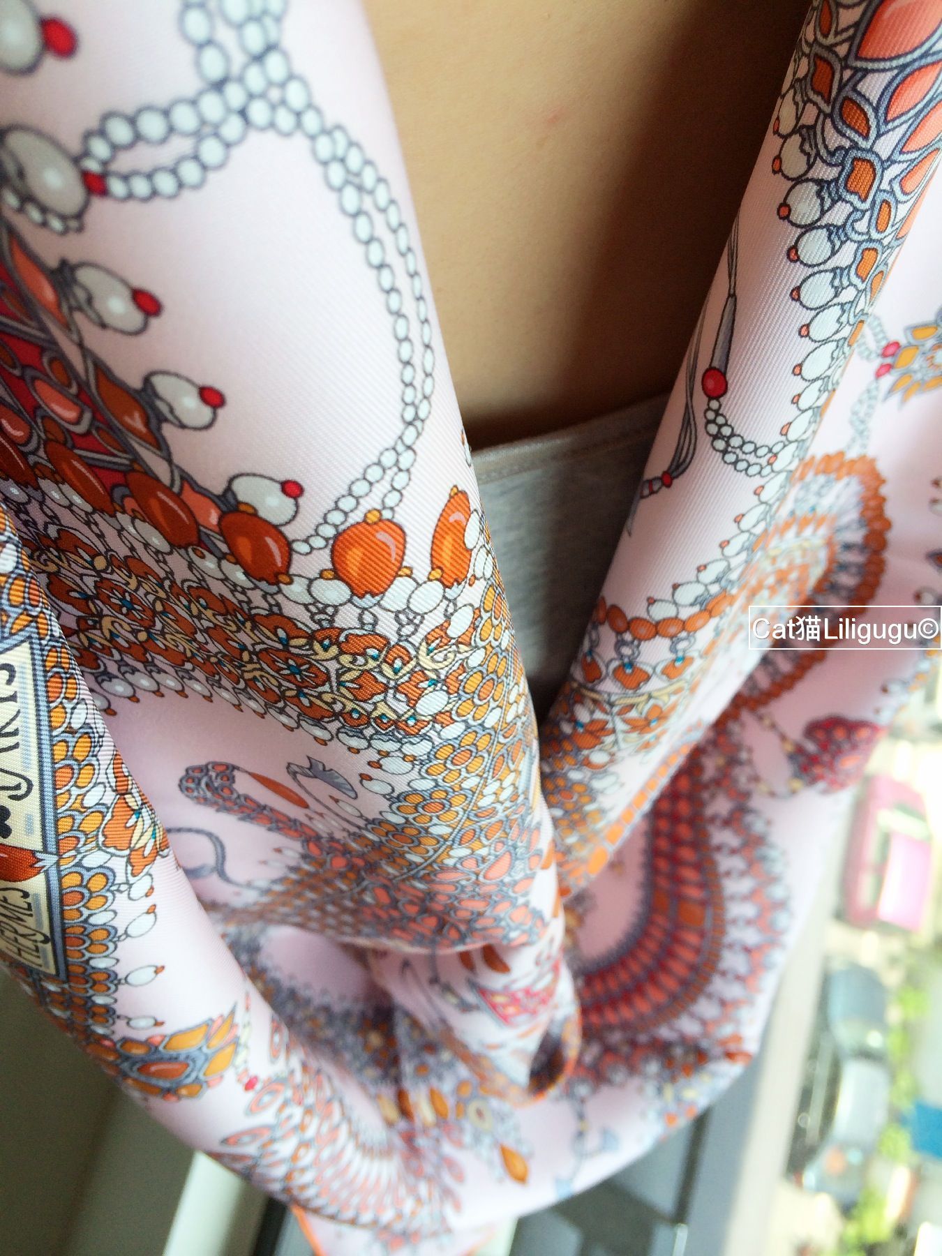エルメス)カレ90《マハラジャの装身具PARURES DES MAHARAJAS》 (HERMES