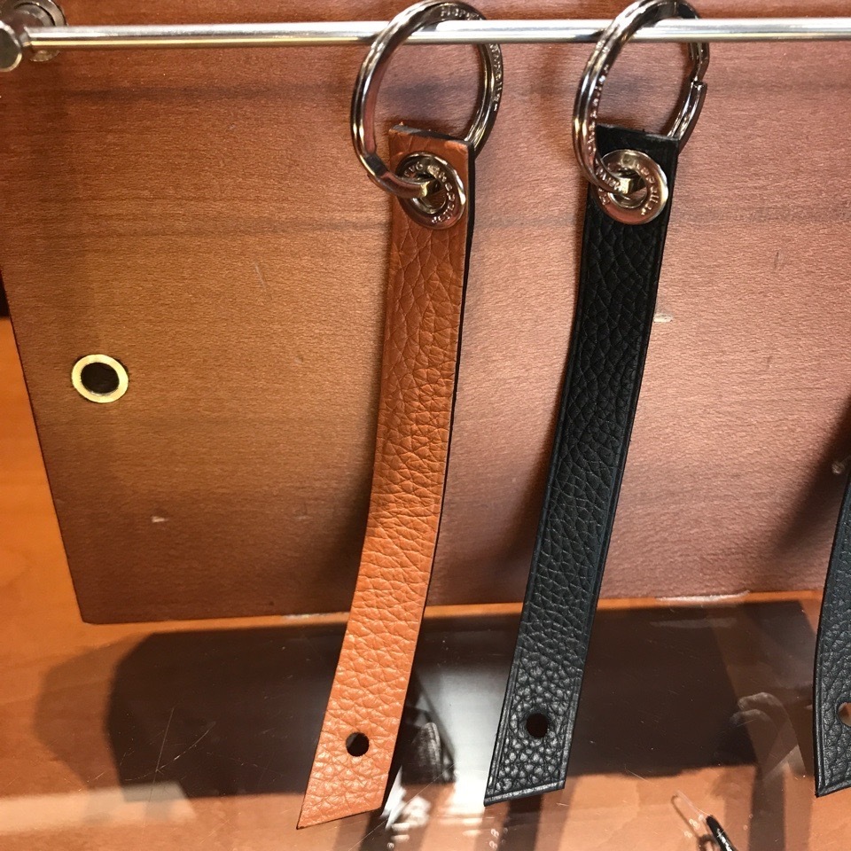 日本未入荷【Herve Chapelier】レザーキーリング (HERVE CHAPELIER