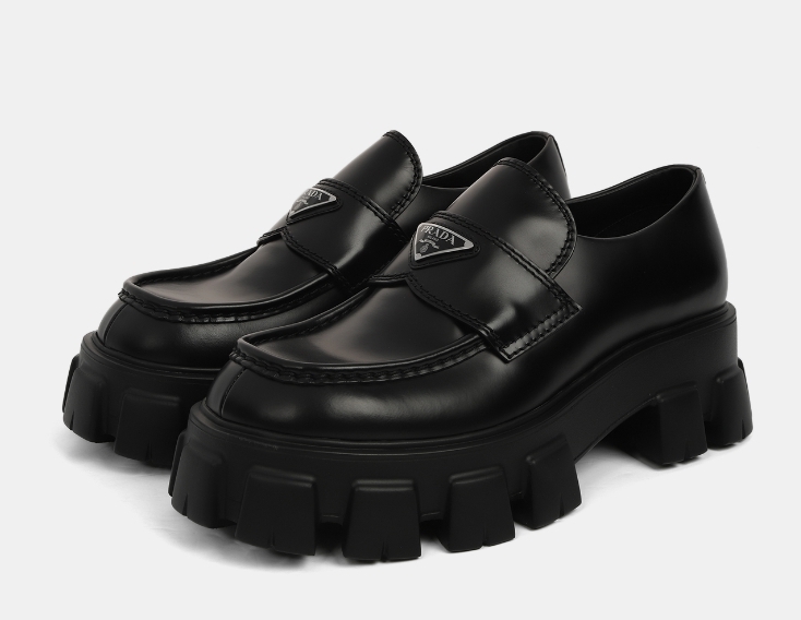 PRADA】 ☆23FW☆ ダウンタウンレザースニーカー (PRADA/ドレス