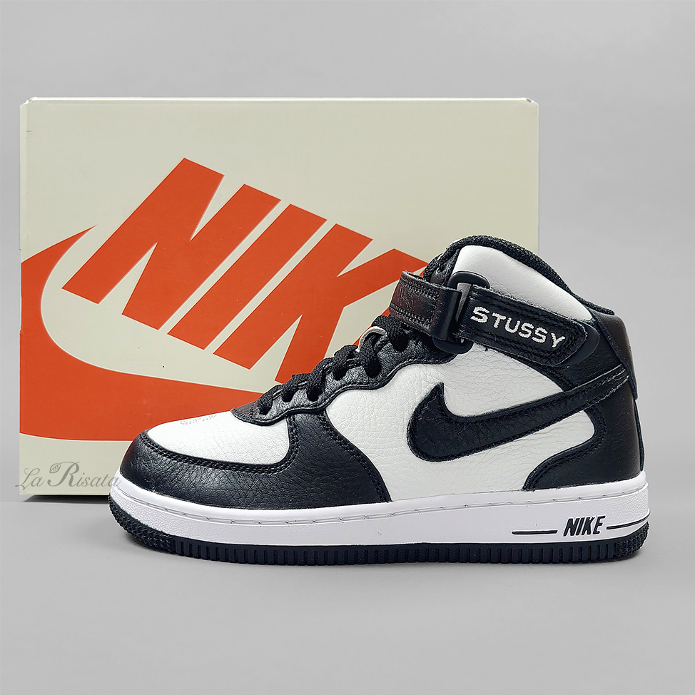 ☆NIKE KIDS x STUSSY☆AIR FORCE 1 '07 MID SP☆追跡付 (Nike/キッズ