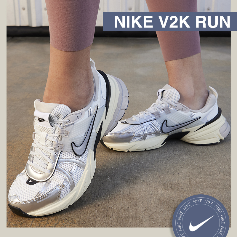 ☆大人気☆ W NIKE WMNS V2K RUN ランニングシューズ 関送込 (Nike