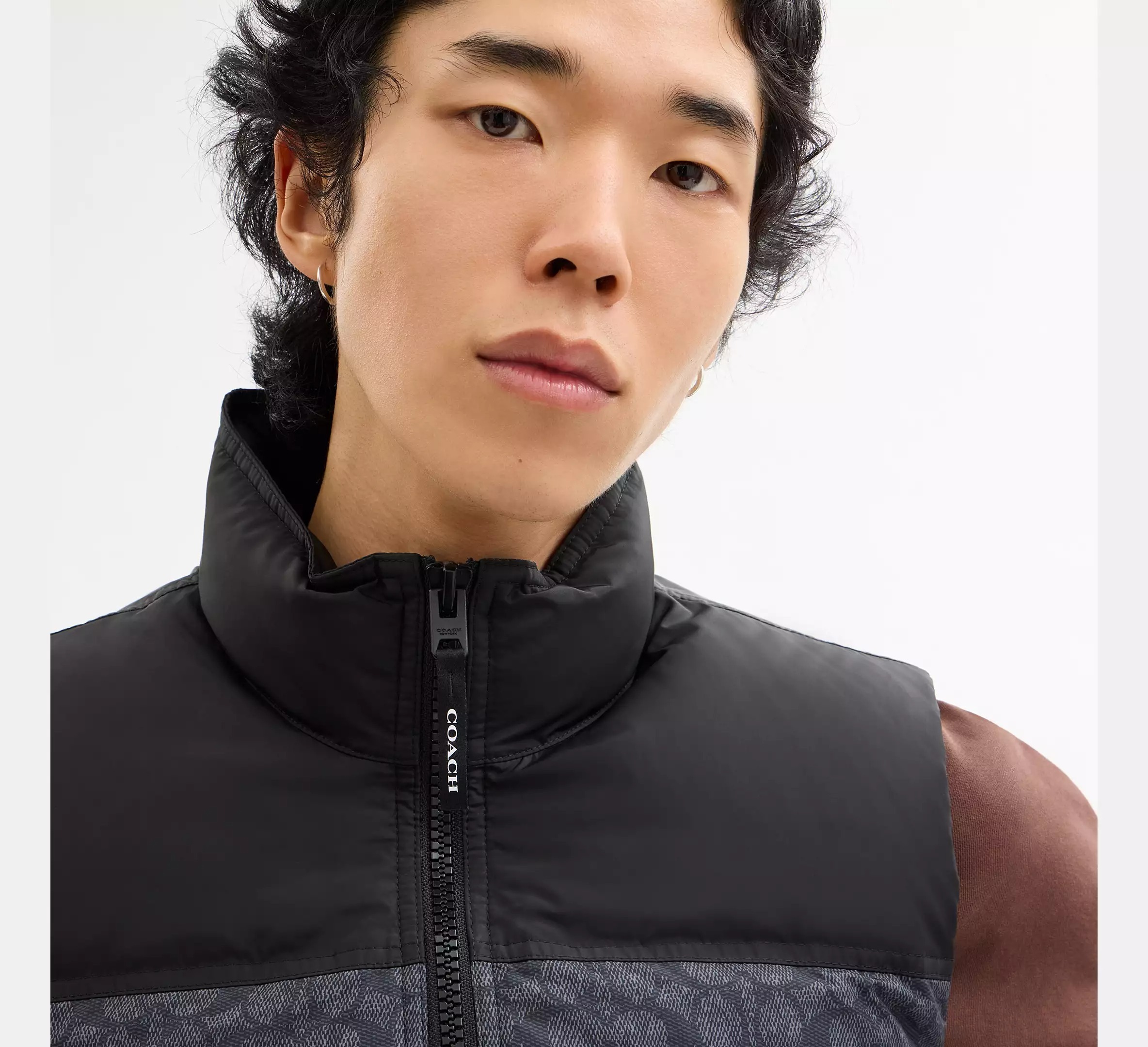 人気 COACH シグネチャー柄 ダウンベスト ブルー 正規品 S（ML相当