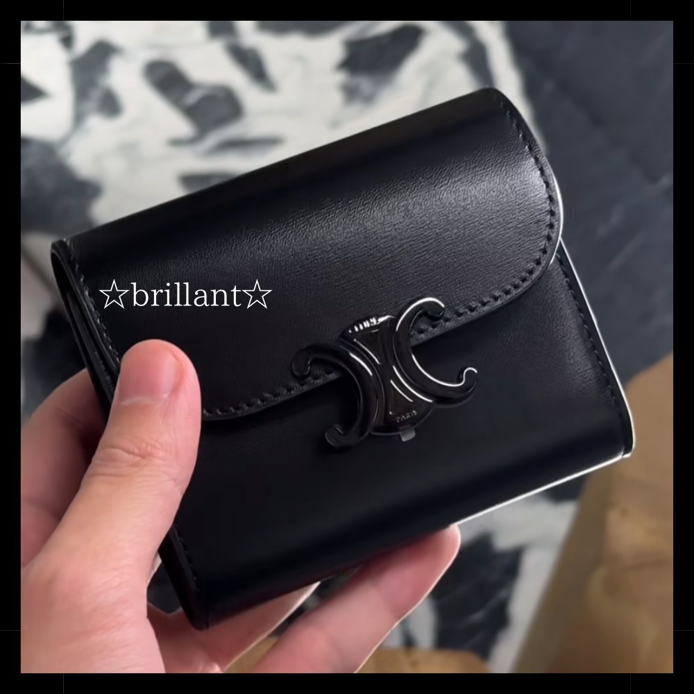 ☆直営ラッピング☆】CELINE スモール フラップウォレット (CELINE
