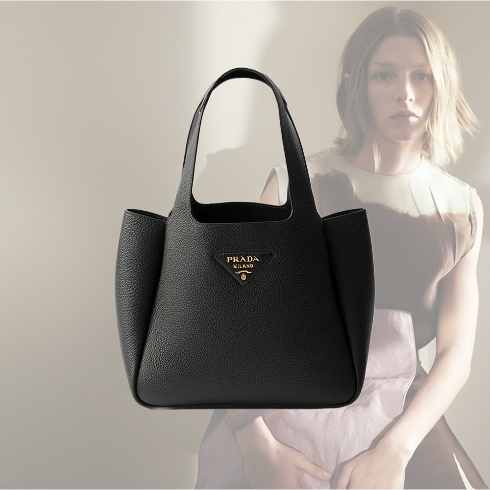 希少】 PRADA ロゴ スモール レザー トートバッグ ブラック (PRADA