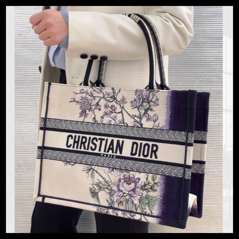 上品な華やかさ♪】Dior☆ Book Tote バッグ ミディアム (Dior/トート