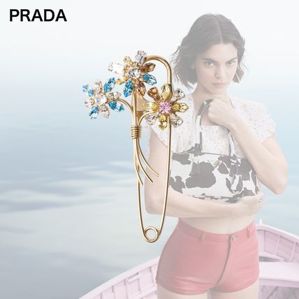 国 PRADA(プラダ) ブローチ・コサージュ(レディース) - ブランド通販の