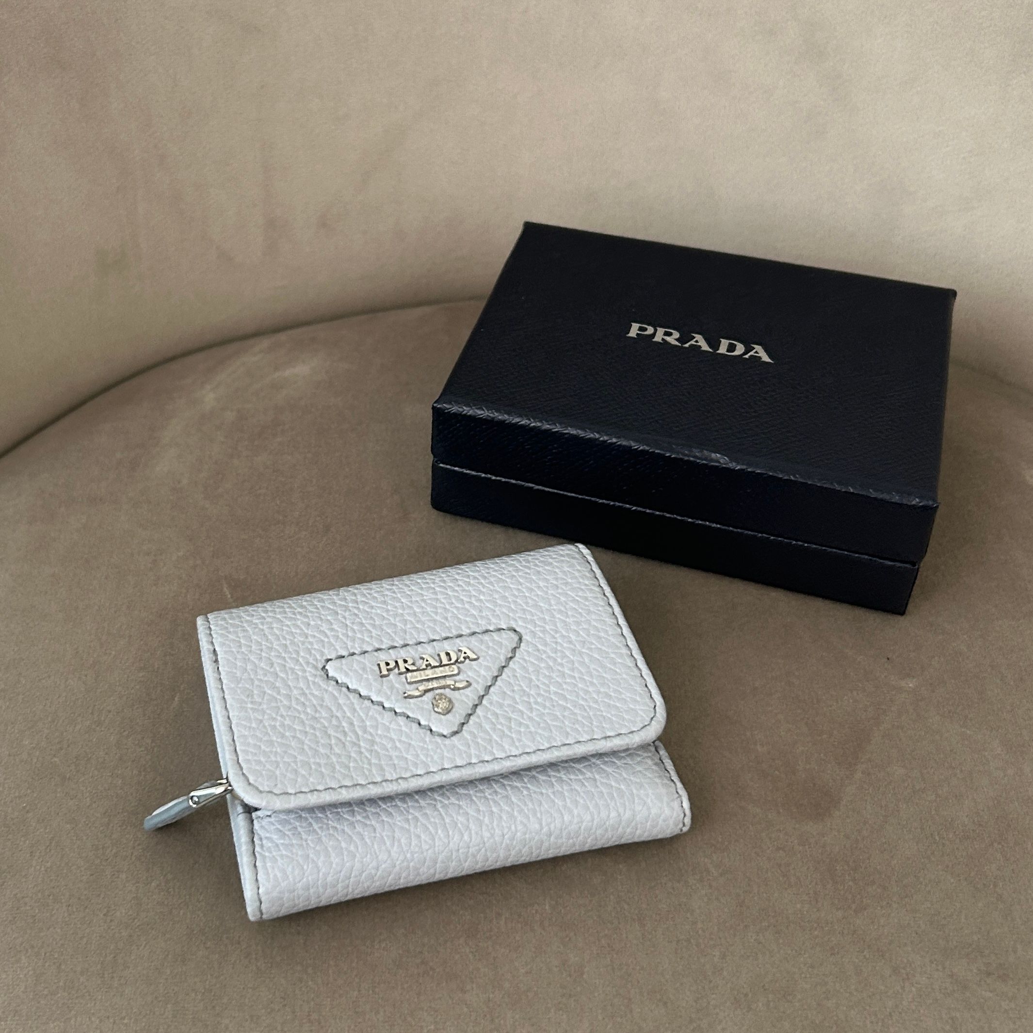 使いやすさ抜群！PRADA(プラダ)のレディース財布をピックアップ【BUYMA】