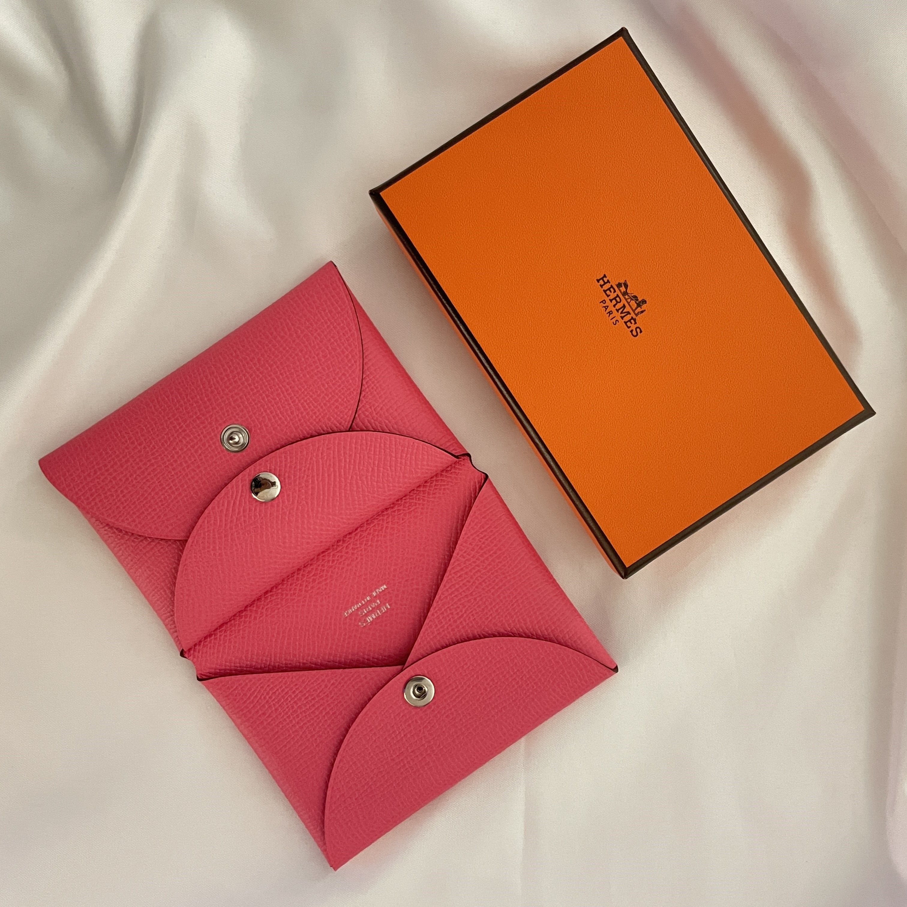小さくてもたっぷり収納！お財布として使える【HERMES(エルメス