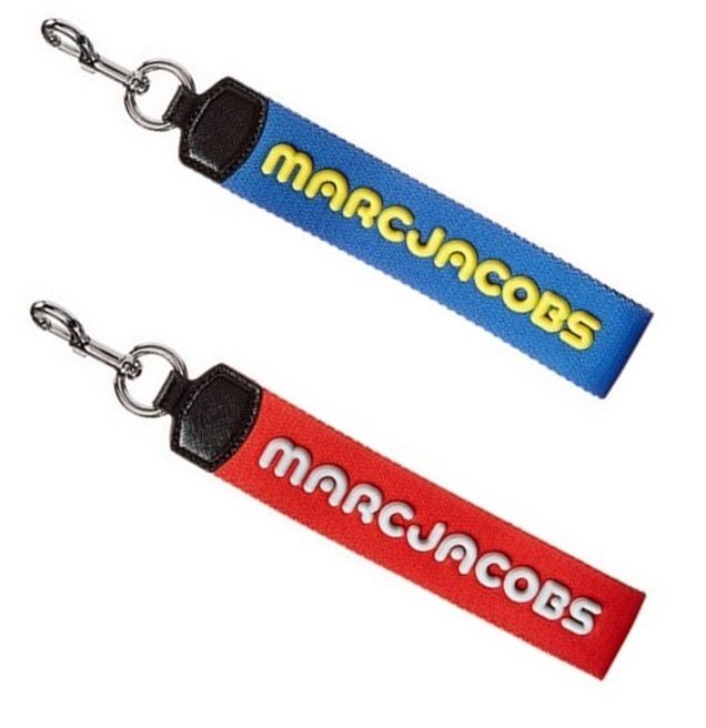 SALE! MARC JACOBS ロゴ ウェビング バッグ チャーム♪ (MARC JACOBS