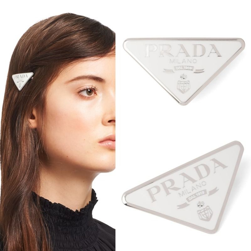 大人気】PRADAメタルヘアクリップ ヘアアクセサリー (PRADA/ヘア