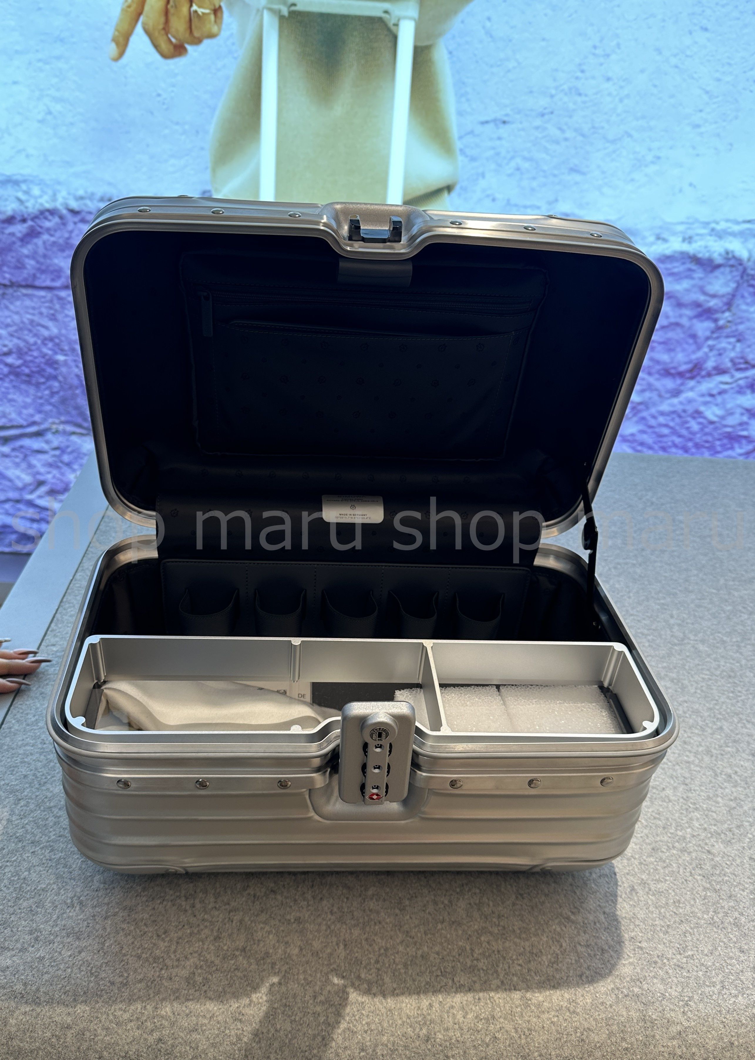 RIMOWA◇ORIGINAL ヴァニティ ケース◇アルミニウム シルバー (RIMOWA