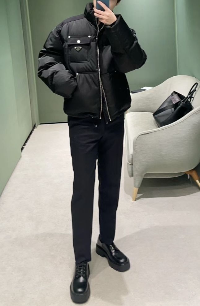 PRADA》Re-Nylonクロップドダウンジャケット (PRADA/ダウンジャケット