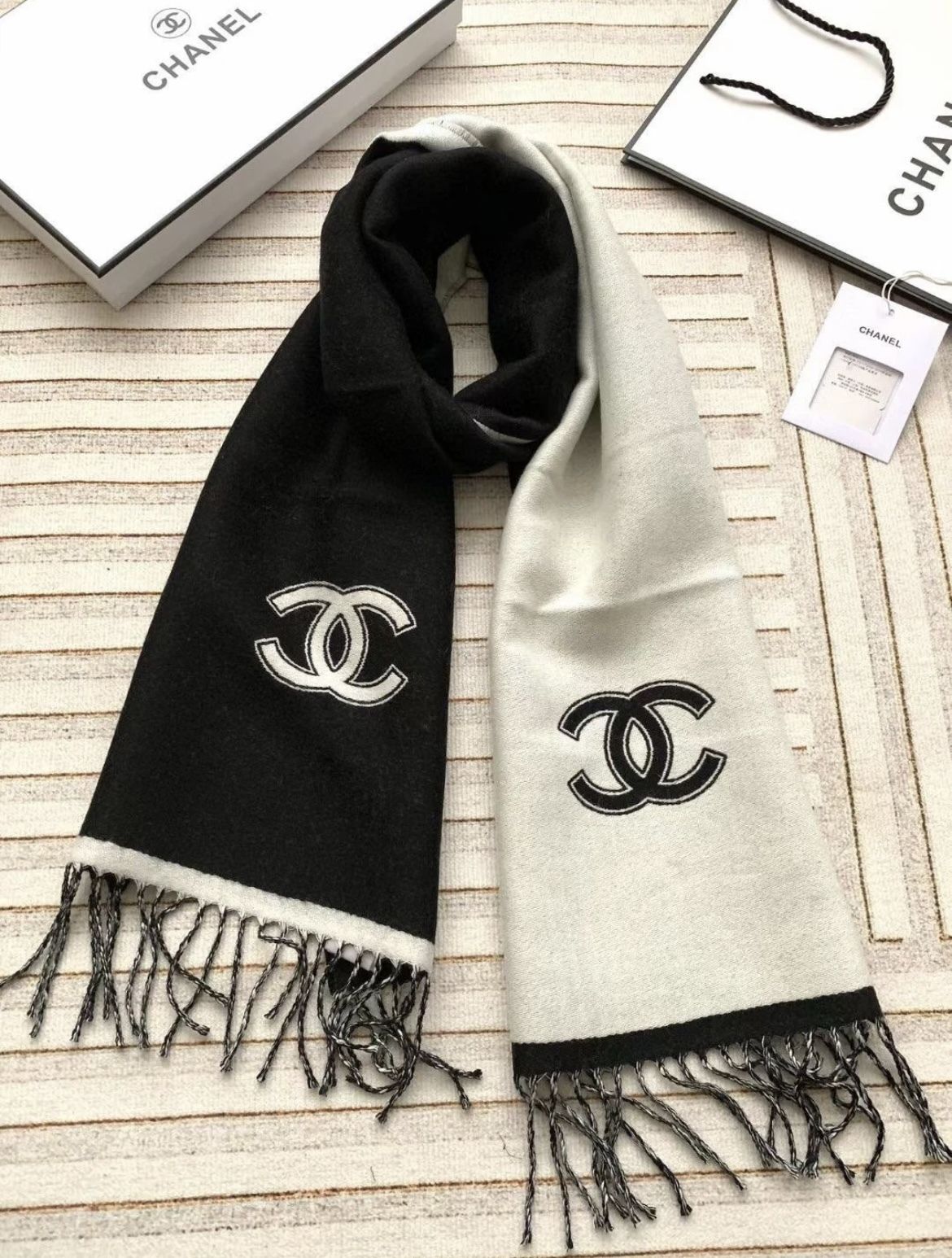 シンプルで使いやすい♪】CHANEL マフラー ストール (CHANEL/マフラー