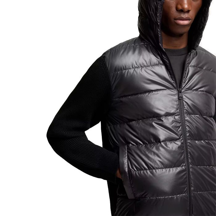 即 MONCLER モンクレール 切り返し ダウン ニット メンズ (MONCLER