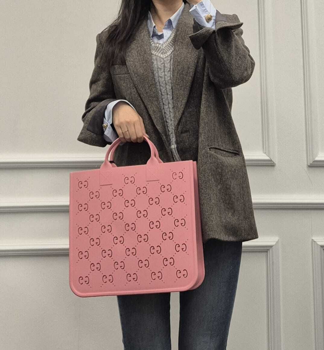 GUCCI グッチ GG ラバー トートバッグ ピンク PINK 679365 5817 (GUCCI