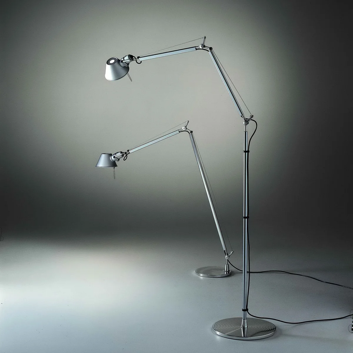 Tolomeo Lettura LED floor lamp by Artemide