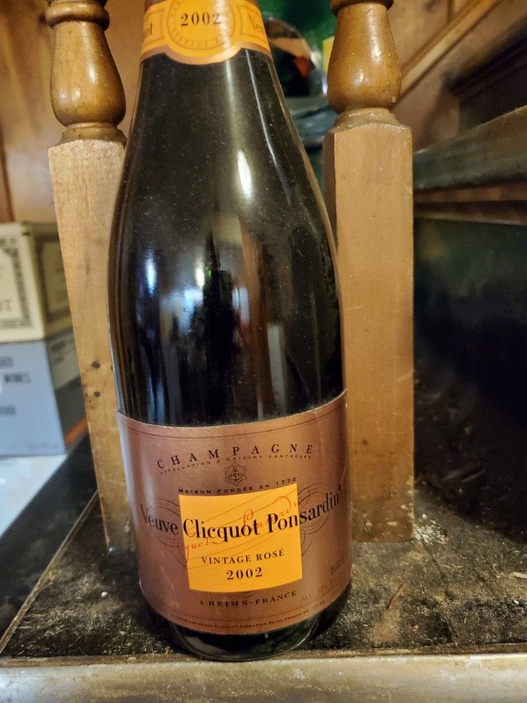 2002 Veuve Clicquot Champagne Brut Rosé Vintage - CellarTracker